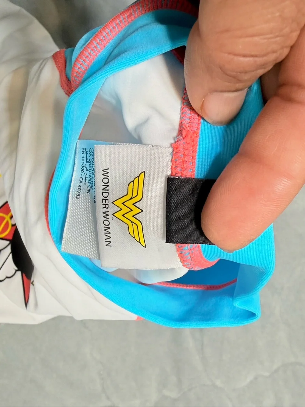 Wonder Woman‎ Kids Rash Guard - White & Bright Blue size 2-3